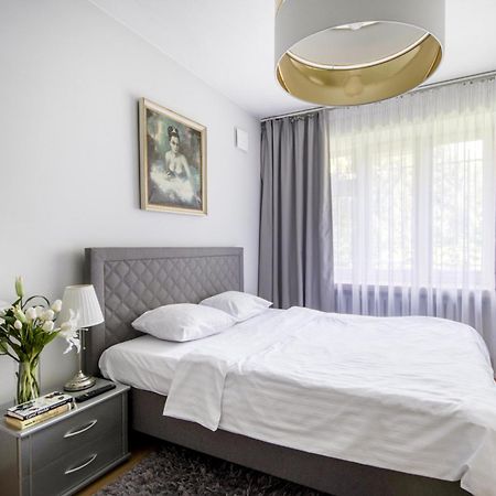 Nr 1 Europa22 Centrum Apartment Old Town Warsaw Stare Miasto Historyczna Kamienica Umiejscowiona W Zabytkowej Czesci Warszawy Obok Parku Multimedialnego I Barbakanu Parking 24H Sniadanie Opcjonaln Breakfast Optional Check In From 14 Pm Parter Ground Екстер'єр фото
